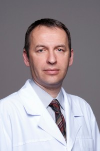 Autor: Dr. Norbert CZUMBEL – medic primar oftalmolog, Spitalul Jahn Ferenc Budapesta, Ungaria și Clinica Medsystem Oradea